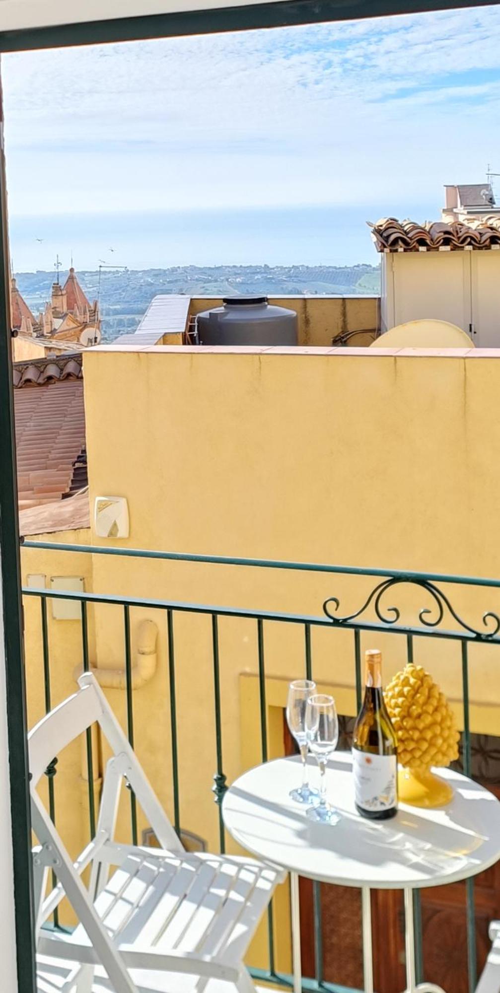 אגריג'נטו Meithras Holiday Homes מראה חיצוני תמונה